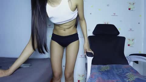 skinnythai4u online show from 14, 5, 2026