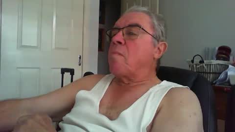 Skipper1970 online show from 6, 4, 2026