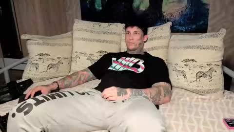 skirlingod online show from 11, 10, 2025