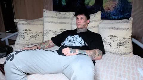 skirlingod online show from 14, 10, 2025