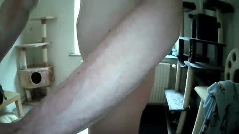 Snapshot of sklave25sh chatting on 26, 7, 2026 Sissy Marie online show from 26, 7, 2026