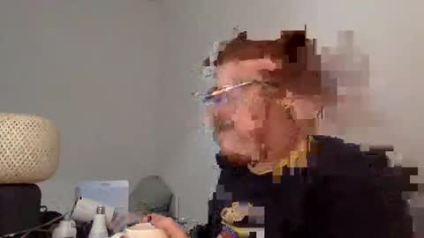 Snapshot of sklave_s chatting on 18, 11, 2025 sklave_s online show from 18, 11, 2025