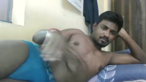 Snapshot of sklavepappu143 chatting on 4, 7, 2026 Indianslut1431 online show from 4, 7, 2026