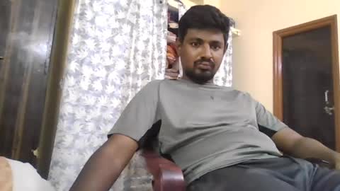 Snapshot of sklavepappu143 chatting on 14, 7, 2026 Indianslut1431 online show from 14, 7, 2026