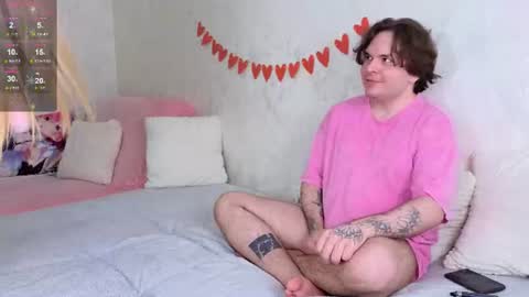 Ethan and Mona online show from 16, 7, 2026