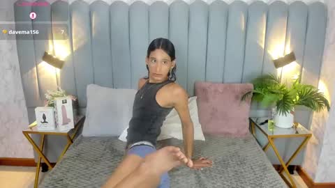 Snapshot of sky_fox_1 chatting on 13, 1, 2025 STIVEN online show from 13, 1, 2025