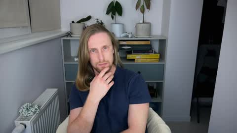 Snapshot of sky_guy25 chatting on 19, 11, 2025 sky_guy25 online show from 19, 11, 2025