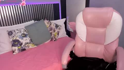 S O F I  online show from 23, 9, 2025