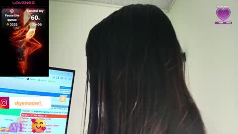 skye moore online show from 12, 11, 2025