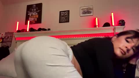 Skylar Angel online show from 28, 4, 2026