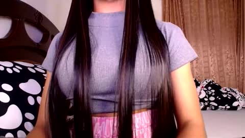 Snapshot of skylarg555 chatting on 10, 9, 2025 skyla online show from 10, 9, 2025