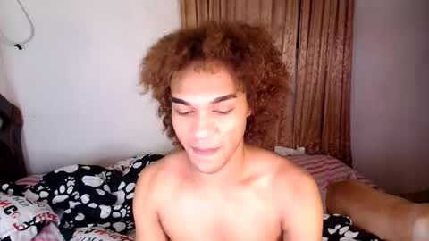 Snapshot of skylarg555 chatting on 14, 10, 2025 skyla online show from 14, 10, 2025