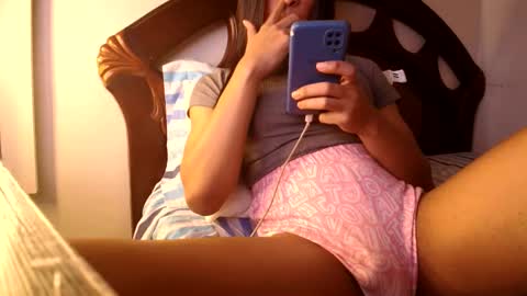 Snapshot of skylarg555 chatting on 16, 11, 2025 skyla online show from 16, 11, 2025