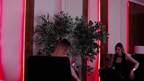 Snapshot of skylarspark chatting on 27, 11, 2025 SkylarSpark online show from 27, 11, 2025