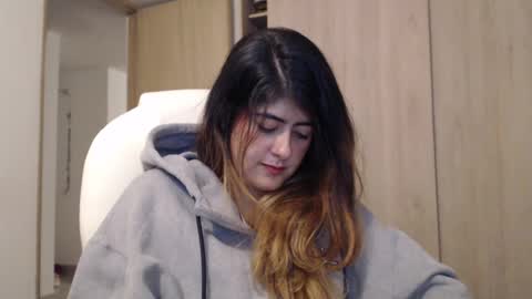 Snapshot of skyler1195 chatting on 16, 2, 2025 Skyler online show from 16, 2, 2025