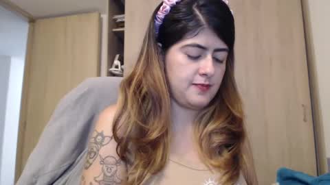 Snapshot of skyler1195 chatting on 1, 3, 2025 Skyler online show from 1, 3, 2025