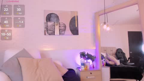    online show from 30, 1, 2025