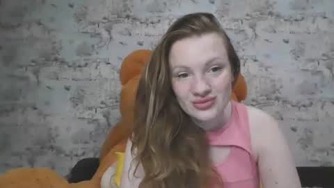 Snapshot of skyler_wans chatting on 12, 9, 2025 Skyler online show from 12, 9, 2025