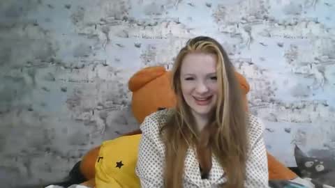 Snapshot of skyler_wans chatting on 23, 9, 2025 Skyler online show from 23, 9, 2025