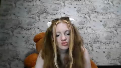 Snapshot of skyler_wans chatting on 24, 9, 2025 Skyler online show from 24, 9, 2025