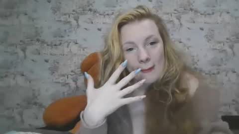 Snapshot of skyler_wans chatting on 10, 10, 2025 Skyler online show from 10, 10, 2025