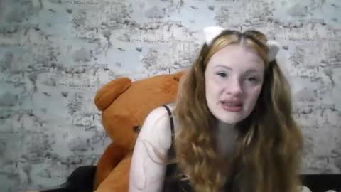 Snapshot of skyler_wans chatting on 11, 10, 2025 Skyler online show from 11, 10, 2025