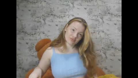 Snapshot of skyler_wans chatting on 2, 11, 2025 Skyler online show from 2, 11, 2025