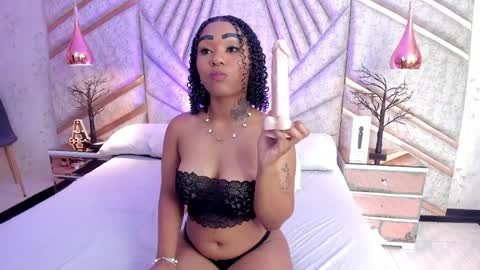 Snapshot of skylerbloom chatting on 30, 3, 2026 skylerbloom online show from 30, 3, 2026