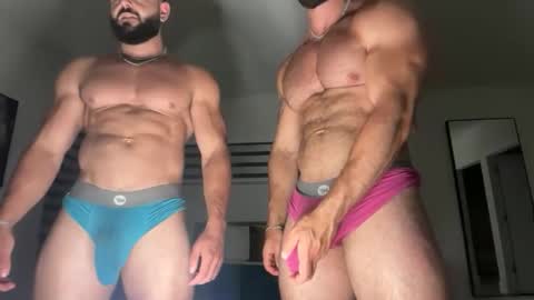 Skyler Flexes online show from 23, 4, 2026