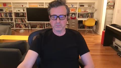 Skyline3371 online show from 10, 3, 2025