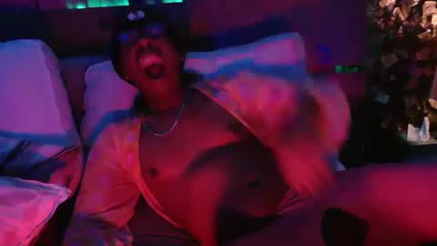 skyonetoo3 online show from 15, 2, 2025