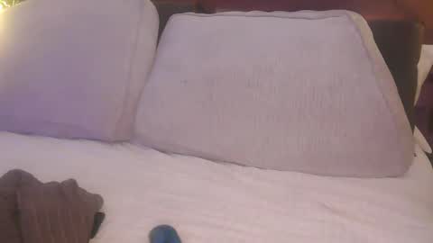 skyonetoo3 online show from 17, 9, 2025