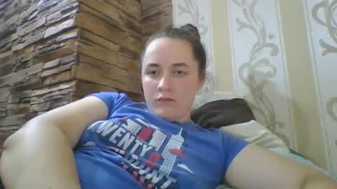 Snapshot of skyressie333 chatting on 3, 10, 2025 skyressie333 online show from 3, 10, 2025