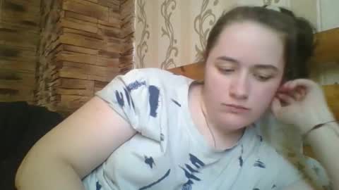 skyressie333 online show from 18, 3, 2026