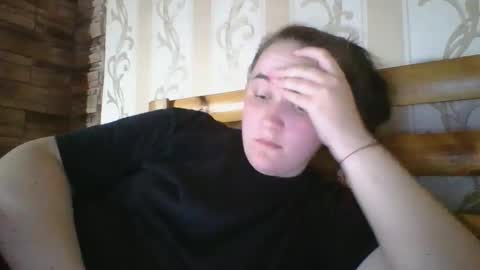 skyressie333 online show from 27, 4, 2026