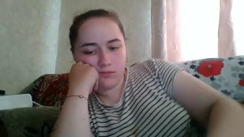 skyressie333 online show from 12, 6, 2026