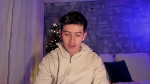 Snapshot of skyrid3r chatting on 15, 12, 2025 Skyrider online show from 15, 12, 2025