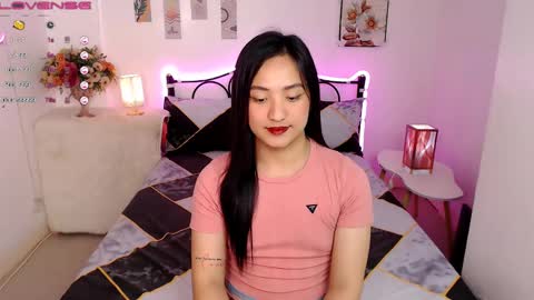 Queen Cyrine online show from 17, 2, 2025