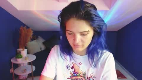 Snapshot of slayq777 chatting on 14, 10, 2025 Emilia online show from 14, 10, 2025