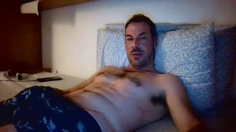 Snapshot of slevin1983 chatting on 27, 2, 2025 slevin online show from 27, 2, 2025