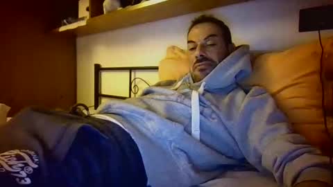 Snapshot of slevin1983 chatting on 2, 12, 2025 slevin online show from 2, 12, 2025