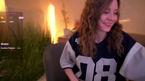 Snapshot of slickmewet chatting on 4, 6, 2026 Elise 165cm 50kg online show from 4, 6, 2026