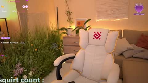 Snapshot of slickmewet chatting on 9, 6, 2026 Elise 165cm 50kg online show from 9, 6, 2026