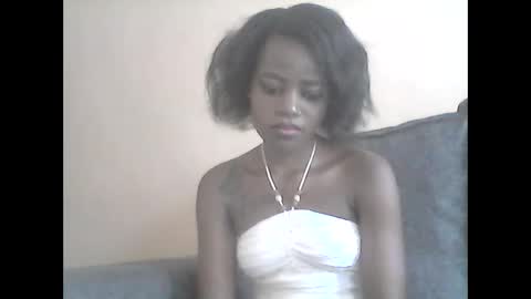 Snapshot of slim_desire chatting on 14, 11, 2025 slim_desire online show from 14, 11, 2025