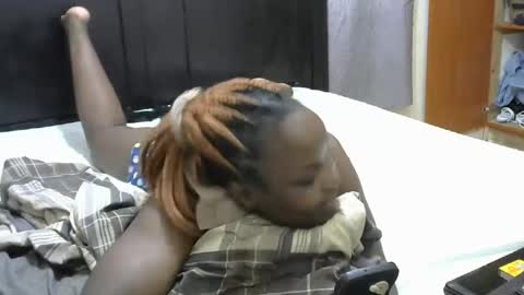 Snapshot of slim_joy chatting on 17, 2, 2025 slim_joy online show from 17, 2, 2025