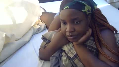 Snapshot of slim_joy chatting on 23, 2, 2025 slim_joy online show from 23, 2, 2025