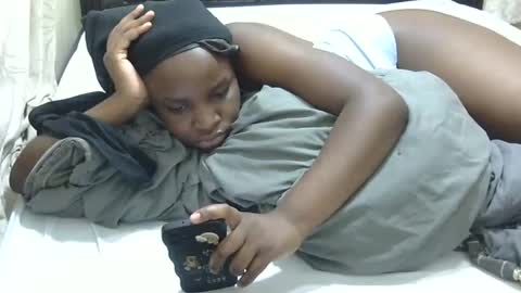 Snapshot of slim_joy chatting on 24, 2, 2025 slim_joy online show from 24, 2, 2025