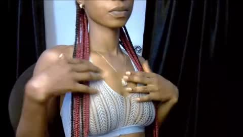 Snapshot of slim_petitqueen chatting on 20, 11, 2025 Alice online show from 20, 11, 2025