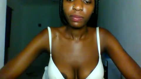 slimandthick1 online show from 2, 4, 2026