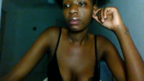 Snapshot of slimandthick1 chatting on 26, 4, 2026 slimandthick1 online show from 26, 4, 2026